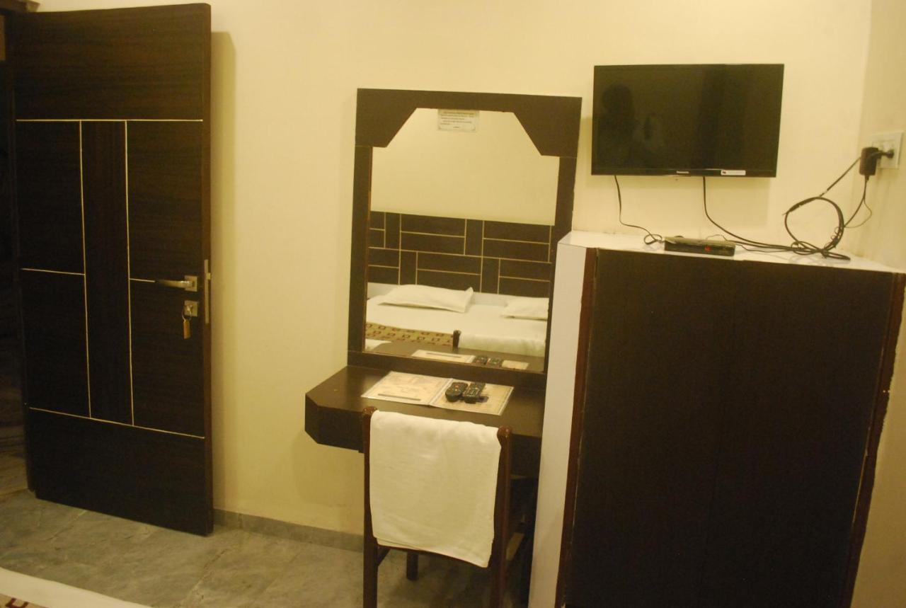 Hotel New Sunder Indore Zewnętrze zdjęcie